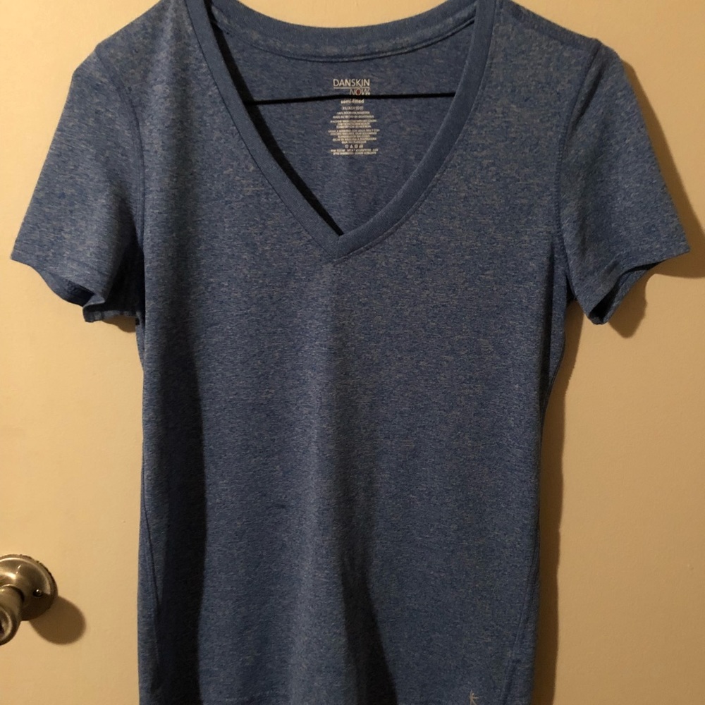 Danskin vneck